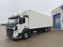 Volvo FM 330 6x2 Langt Chassis Fast kasse