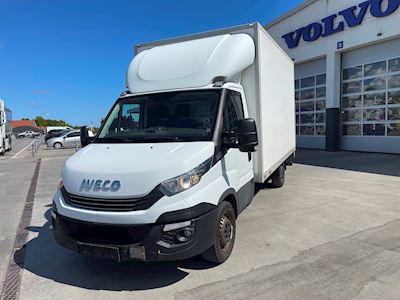 lieferautos iveco 35s18_30 geschlossene_kasten