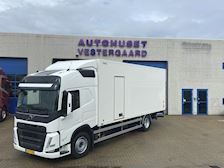 Volvo FM 330 4X2 Kasse & lift