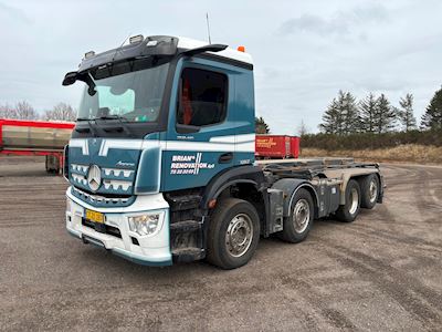 lastbil mercedes arocs_3246 hejs