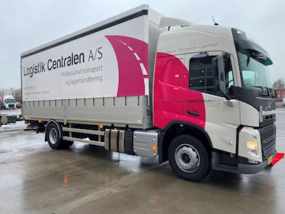 lastbil volvo fm330_4x2_fragtbil gardin