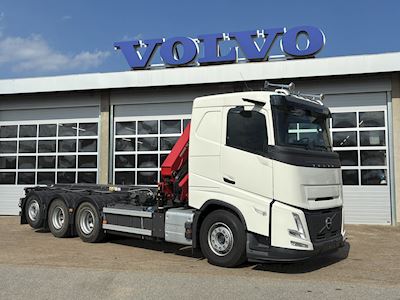lastbil volvo fh540_8x4_tridemtag hejs_kran
